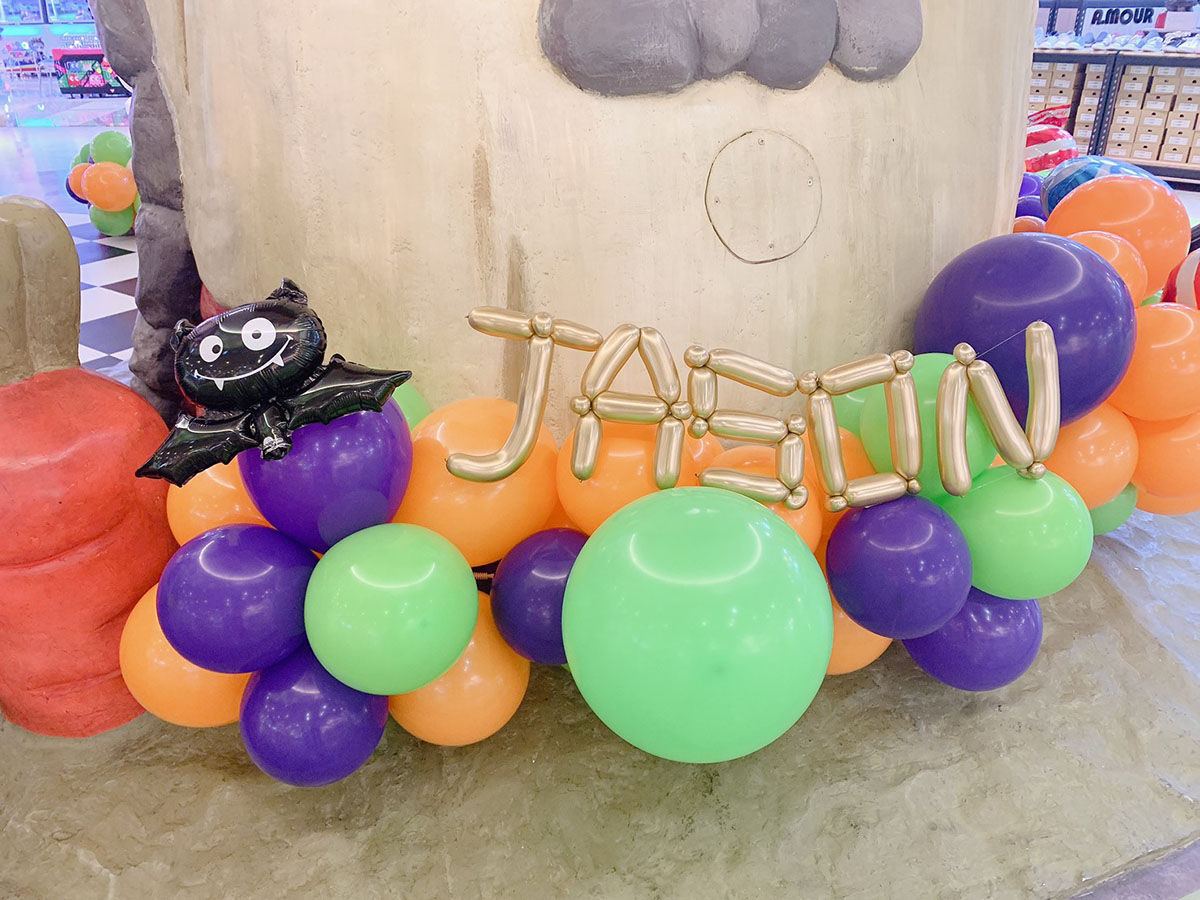 Halloween Balloon Style - MOCS 2